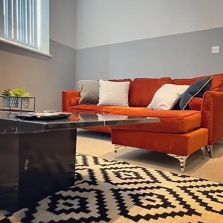 The Law House By The Opulence - Free Centre Parking *