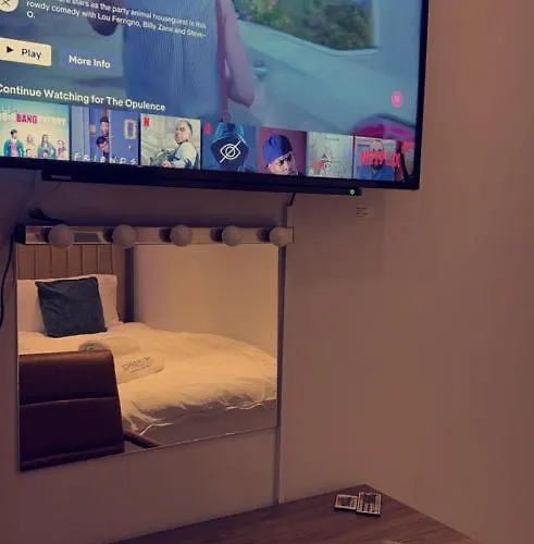 The Law House By The Opulence - Free Centre Parking Apartamento