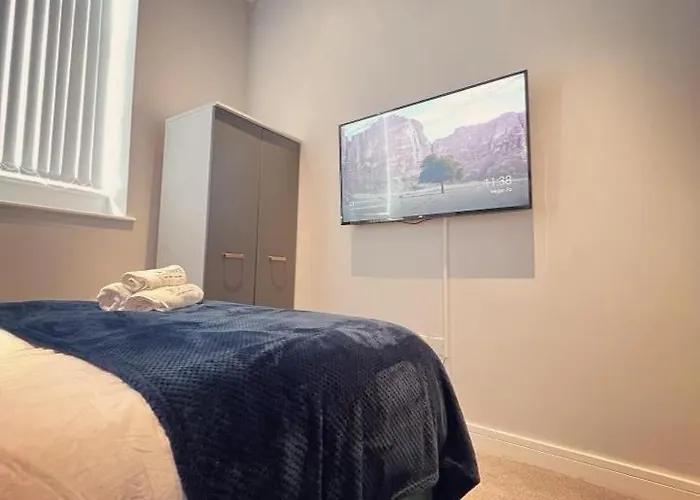 アパート The Law House By The Opulence - Free Centre Parking