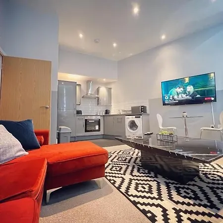 The Law House By The Opulence - Free Centre Parking *